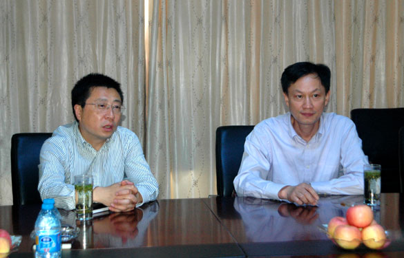 溧阳市地税局局长戚浩东一行来mg不朽情缘集团调研