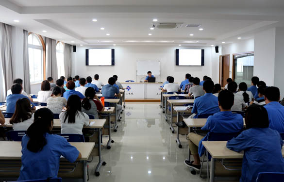 mg不朽情缘电缆2015年新进大学生转型培训班乐成举行