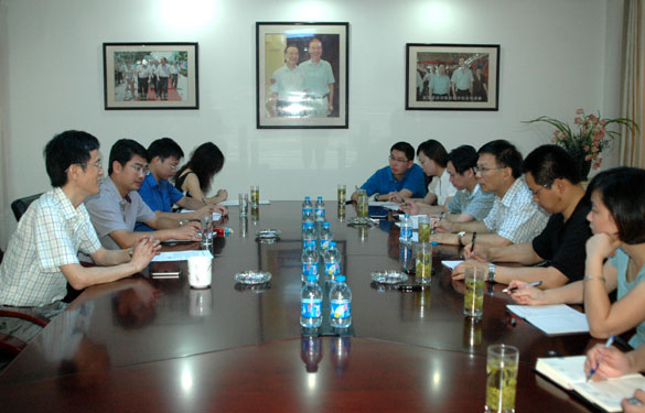 江苏省社会科学院天下经济研究所所长田伯平来mg不朽情缘集团调研